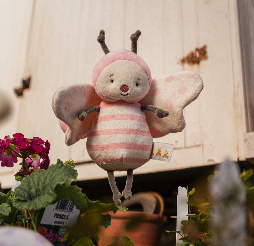 BunniesByTheBay's tweet photo. Look who's fluttering around the greenhouse π¦
#bunniesbythebay #givegladdreams #storytime #bunnylove #easter #easterbunnies #eastergifts #gardenfriends #butterfly #playtime #imagination #imaginativeplay #giveasmile #bestfriendsindeed #bestfriends https://t.co/qDcsbJxn0c