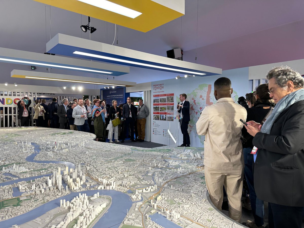 Last week, it was a privilege to represent the UK Government at @MIPIMWorld and discuss with industry experts how further investment into the UK, alongside our long-term plan for housing, can build even more of the homes and infrastructure our country needs