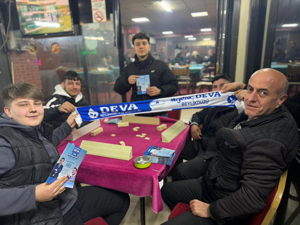 Genç Deva Beylikdüzü (@gncdevabduzu) on Twitter photo İLÇE BAŞKANIMIZ SN MUSTAFA YAYLA İLE BİRLİKTE KAVAKLI MAHALLEMİZDE GENÇLERLE BULUŞTUK KENDİLERİNE BİZLERDEN BEKLENTİLERİNİ SORARAK HOŞ BİR SOHBET GERÇEKLEŞTİRDİK <a href="/alibabacan/">Ali Babacan</a> <a href="/devapartisi/">DEVA Partisi</a> <a href="/istanbuldadeva/">DEVA Partisi İstanbul</a> <a href="/A_HakanAgaoglu/">Ali Hakan Ağaoğlu</a> <a href="/gencdevaist/">Genç Deva İstanbul</a> <a href="/EInaltay/">Egemen İnaltay</a> @devabeylikduzu <a href="/Mustafa42621867/">Mustafa Yayla</a> İLÇE BAŞKANIMIZ SN MUSTAFA YAYLA İLE BİRLİKTE KAVAKLI MAHALLEMİZDE GENÇLERLE BULUŞTUK KENDİLERİNE BİZLERDEN BEKLENTİLERİNİ SORARAK HOŞ BİR SOHBET GERÇEKLEŞTİRDİK <a href="/alibabacan/">Ali Babacan</a> <a href="/devapartisi/">DEVA Partisi</a> <a href="/istanbuldadeva/">DEVA Partisi İstanbul</a> <a href="/A_HakanAgaoglu/">Ali Hakan Ağaoğlu</a> <a href="/gencdevaist/">Genç Deva İstanbul</a> <a href="/EInaltay/">Egemen İnaltay</a> @devabeylikduzu <a href="/Mustafa42621867/">Mustafa Yayla</a>