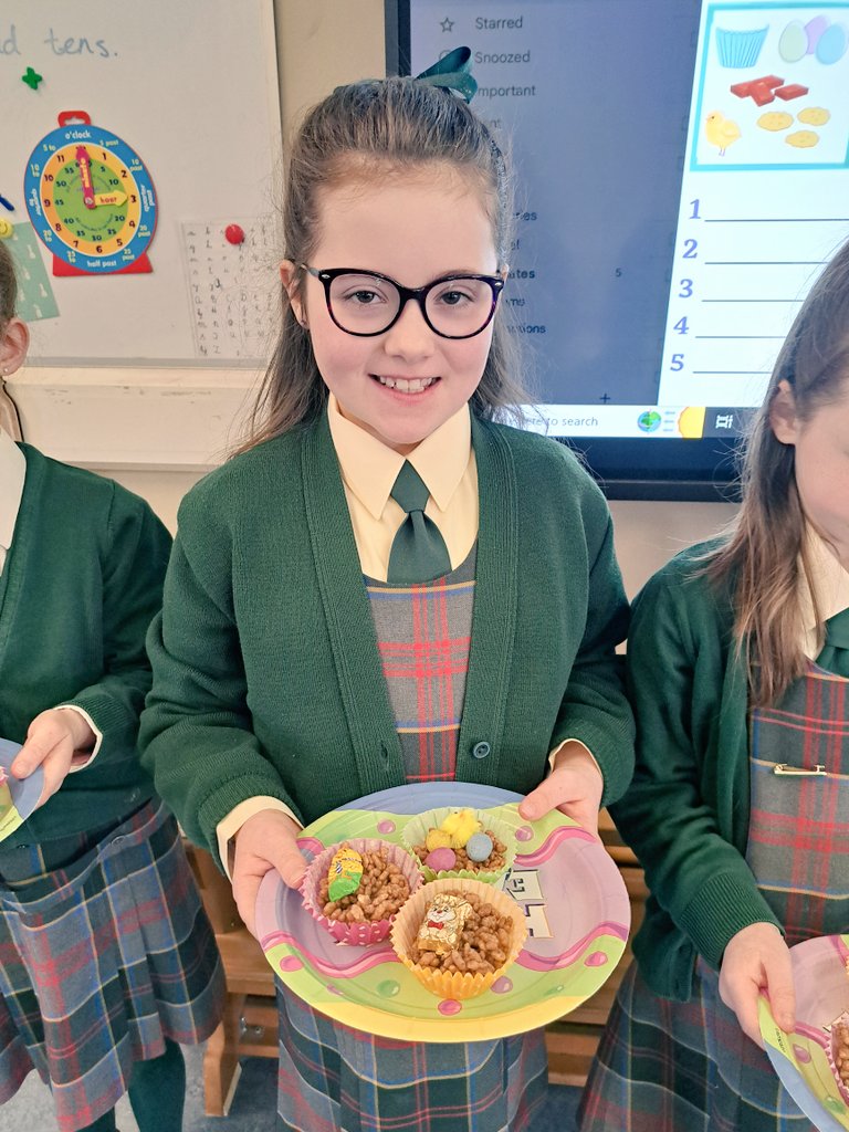 BishopHartyNS's tweet photo. Great fun making delicious chocolate Easter nests in 1st and 2nd Class today π£πͺΊ π We really enjoyed ourselves @NenaghGuardian #Easter #eastertreat #easternests #chocolate #chicks https://t.co/rF4eBgRyqA