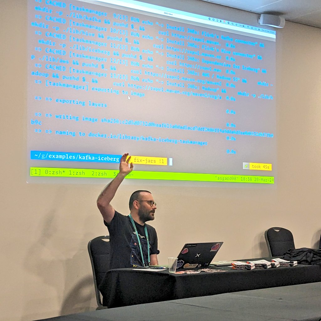 gunnarmorling's tweet photo. Going first at the London OSS Data Infra meetup: @rmoff showing how to search through your shell history pro style using fzf. https://t.co/FNNYrVRoX3