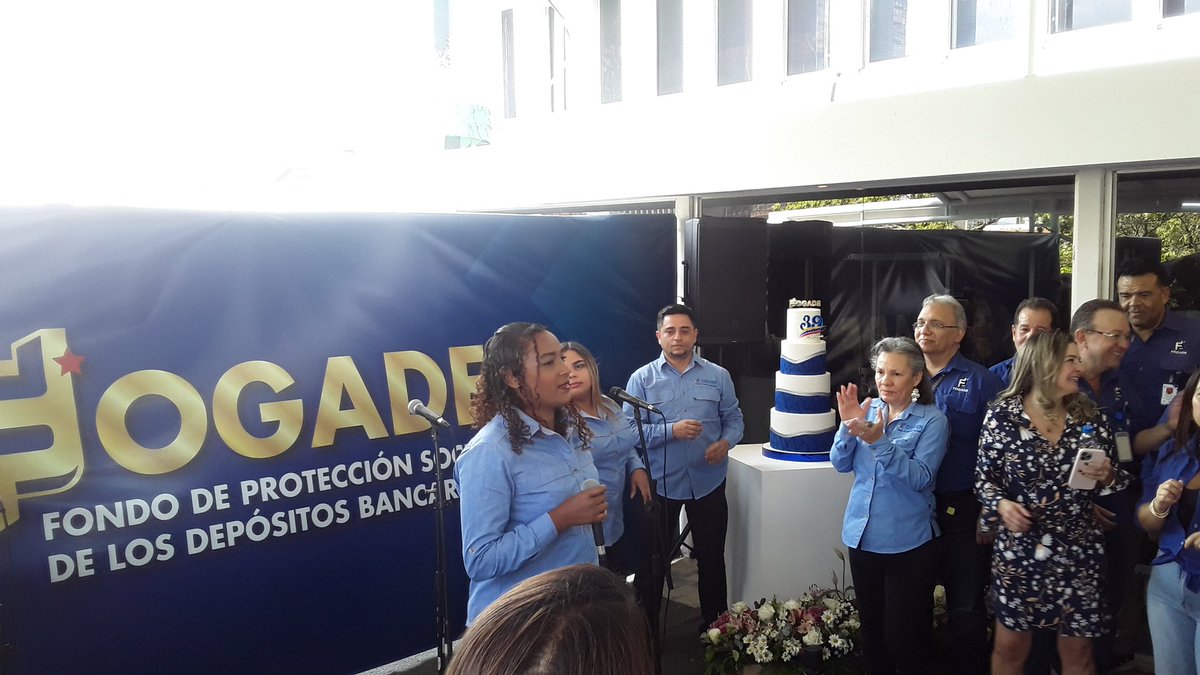 FogadeVzla's tweet photo. Este #20Marzo #Fogade celebra su 39° Aniversario comprometido con el bienestar al servicio del pueblo venezolano.
@MinEcoFinanzas
@NicolasMaduro
@delcyrodriguezv
#28Jul
#Presidenciales2024 https://t.co/EpMq1tjVDJ