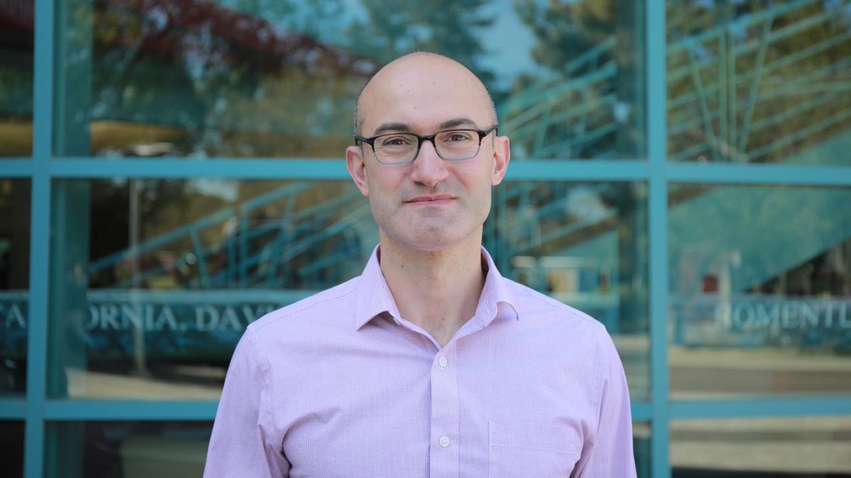 The Academic Senate of <a href="/ucdavis/">UC Davis</a> has awarded a 2024 Distinguished Teaching Award for Graduate and Professional Teaching to electrical and computer engineering professor Erkin Şeker. 

Read more about this honor: ow.ly/kCqs50QY5xv

#UCDavisEngineering