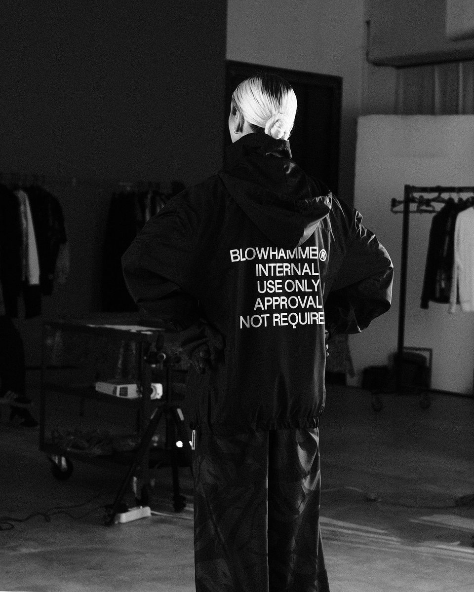 Blowhammer_'s tweet photo. behind the story // Blowhammer SS24 Collection

Published under the title “True story driven”, this is the first streetwear collection after the re-brand, a process of renewal and re-focus.

discover more: https://t.co/fWuqD062hi https://t.co/PrHzeCQrj6