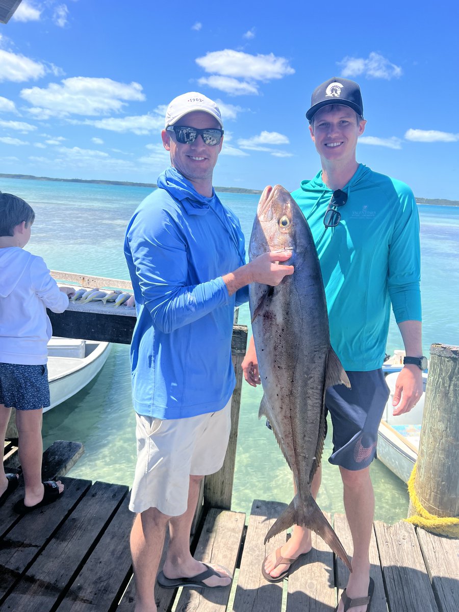DDKing987's tweet image. Hell of a mornin fishing with my not so little bro! Don’t get to see him as often as I’d like, so times like these are extra special! Makes it even sweeter when you have a nice yield too! 🎣 #AmberJack #Snapper #Grouper #HarbourIsland #ROAR