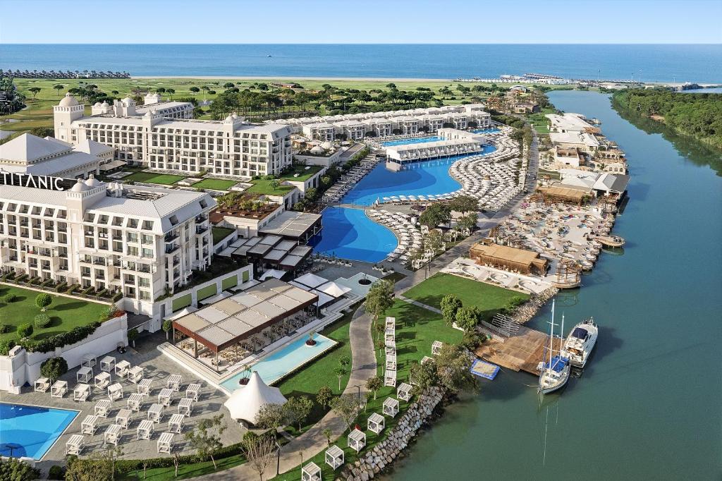 🚨 AUTUMN OFFER | Ultra All-Inclusive | Stay at the amazing Titanic Deluxe Belek 5* ⛳️ 🇹🇷

7 Nights &amp; 3 Rounds from just £679pp! 👌

View &amp; Enquire Now ➡️: bit.ly/4afc2wP

Travel Dates: 21/11/2024 - 22/12/2024

☎️ Call us for free on 0800 233 5844

 #AutumnOffer