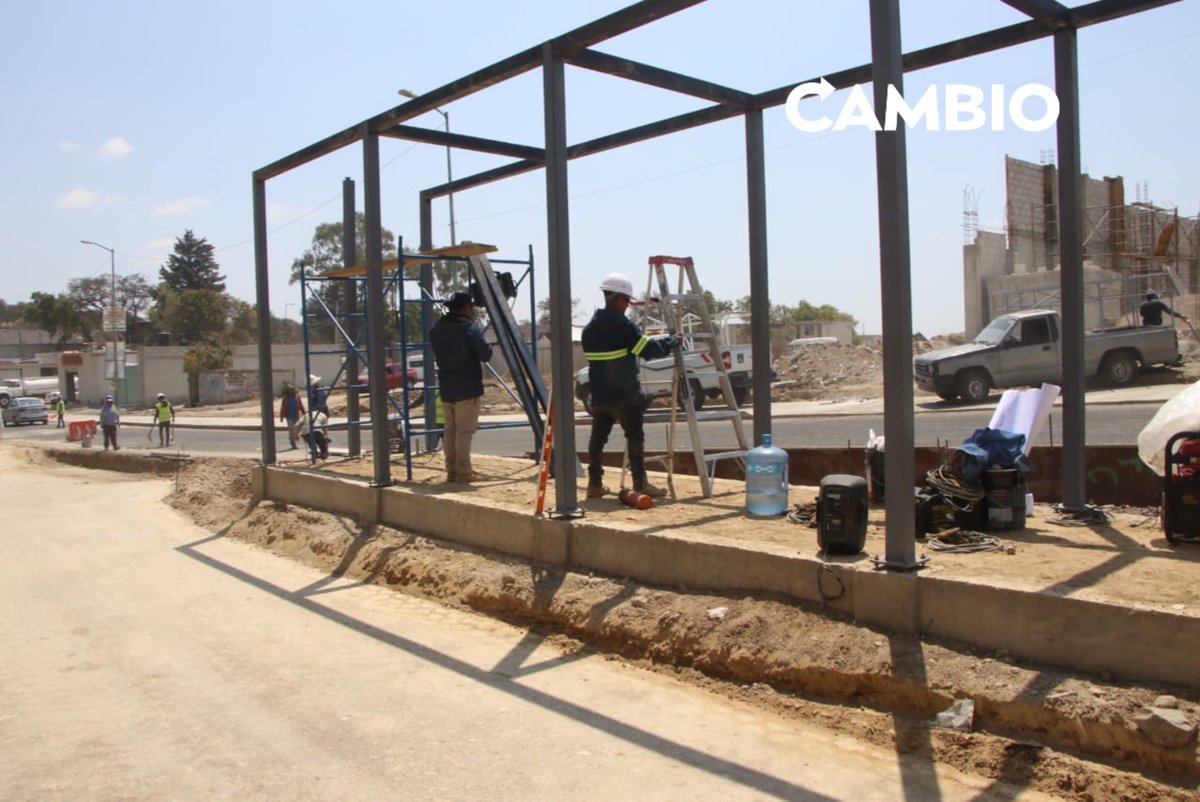 Diario_Cambio's tweet image. 🚍🛣️🚧 Avanzan los trabajos de la nueva #Línea4 del sistema #RUTA, en algunas partes del #PeriféricoEcológico; ya se encuentran las estructuras de los paraderos

📸 ǀ Rafael Murillo

#diariocambio