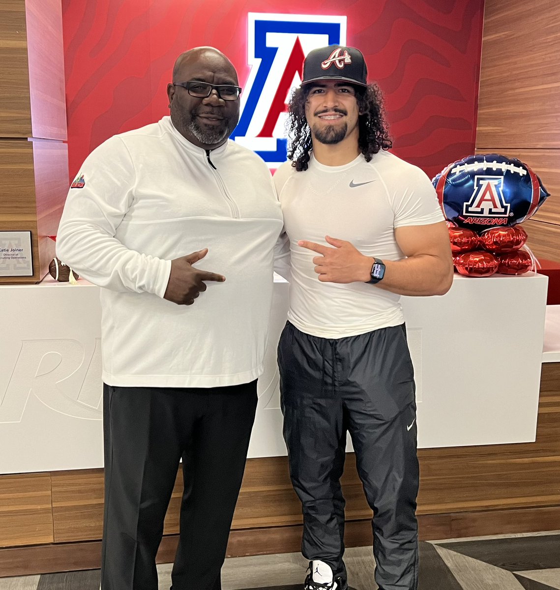 Had a great time with @RealCoachCarter and @ArizonaFBall today. Thank you guys for everything #BearDown🐻⬇️👌