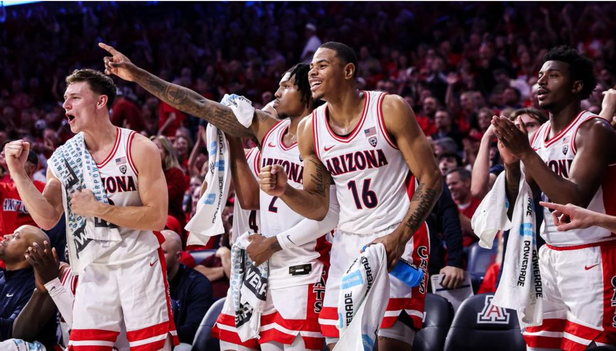 Wildcats1290's tweet photo. NOW on #Wildcats1290: Arizona Wildcats men's basketball press conference from #SLC ahead of Thursday's #NCAAHoops opener against #LongBeachState.
#OumarBallo
#PelleLarsson
#TommyLloyd
#BearDownArizona
Photo: @UArizonaPix https://t.co/WWfdWGCFeR