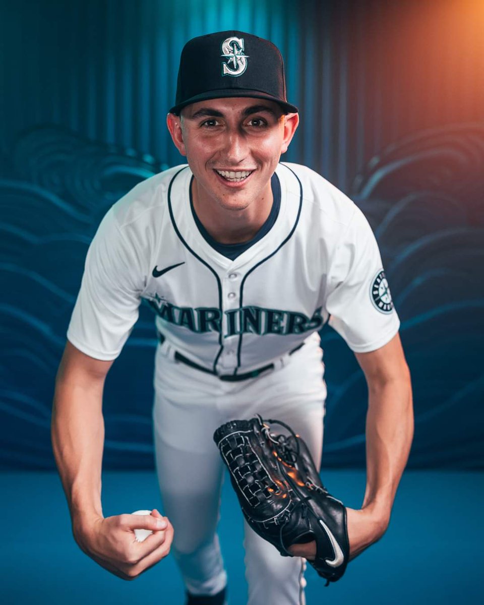 1MarinersFan tweet picture