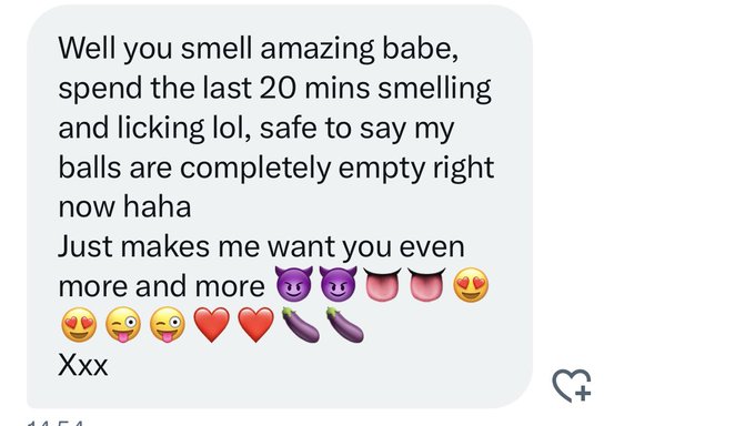 Watch Zara's leaked NSFW photo on TwXstars