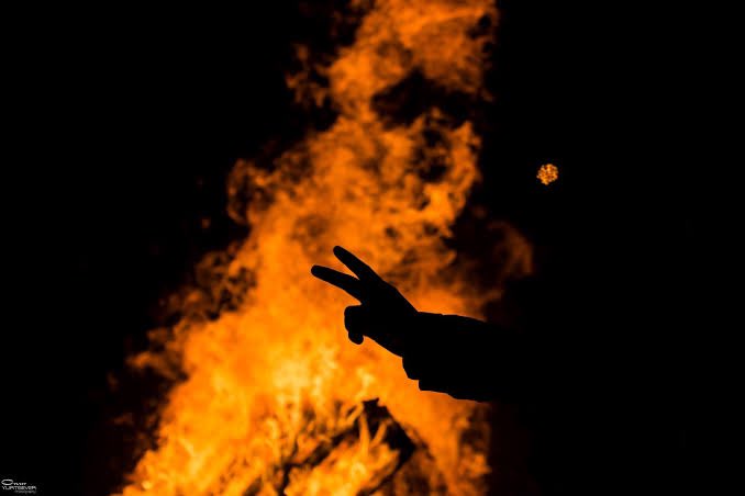 Bahar dağların Dicle’yi kucakladığı yerde başlar. Bu bahar dağlar özgürlük müjdeliyor… Newroz Pîroz Be!!!!!! #NewrozaAzadiyêPîrozBe