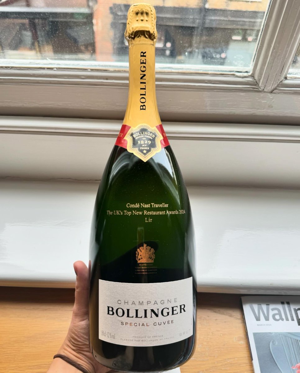 Can’t wait to pop this big bottle of bolly with the team when we get home! Still buzzing from Mondays awards.. thank you so much @diviathani & @cntraveller @CondeNast for a night we will never forget 🫶 #ukstopnewrestaurant #condenast #seafoodrestaurant #awards