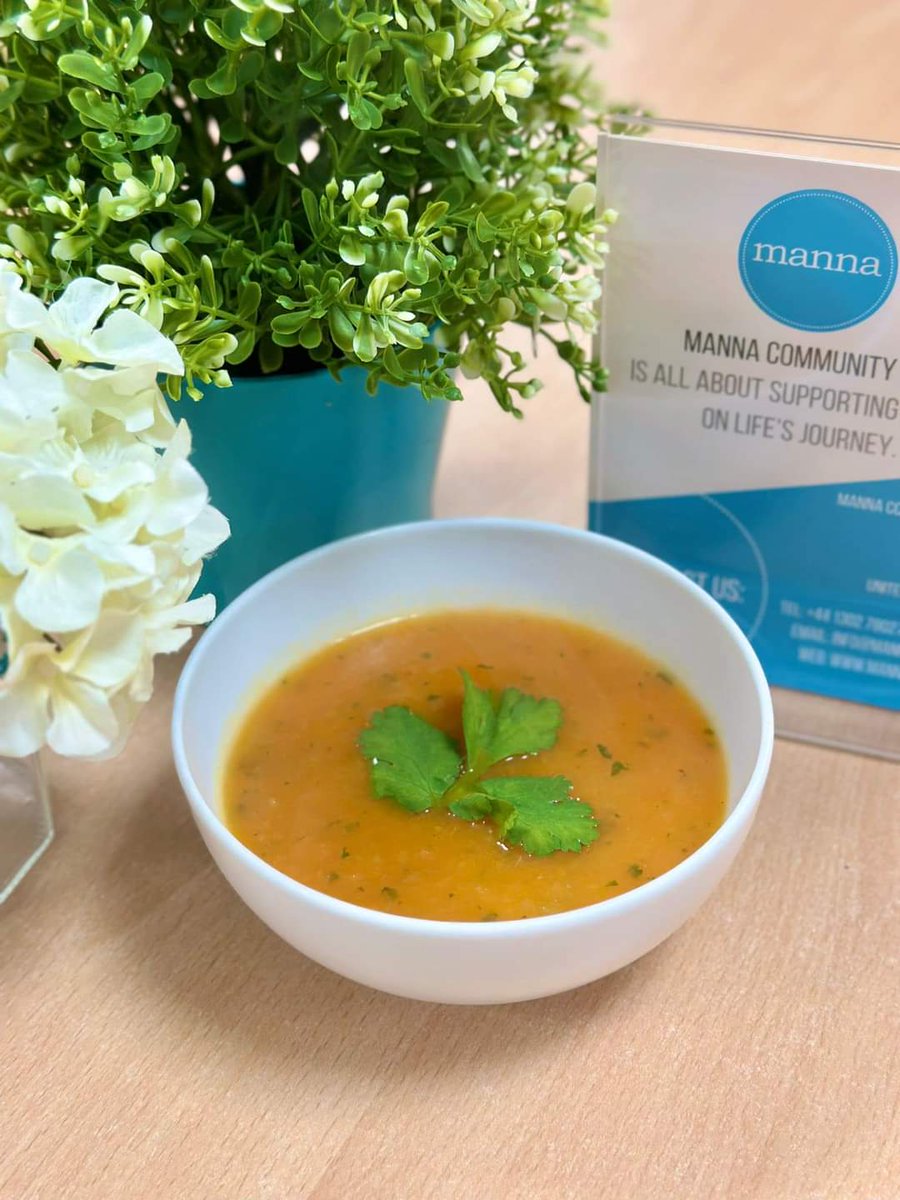 MannaDoncaster's tweet photo. Today’s Food with Friends session was all about getting to know our spices! 🌶️ We learned some quick recipes using minimal ingredients, which we can use in lots of ways 👏🏼 We made:
🍛 Vegetable and Chickpea Curry
🫓 Yoghurt Flatbreads
🥕 Carrot and Coriander soup
#cookingtogether https://t.co/fRvBx4x2nM