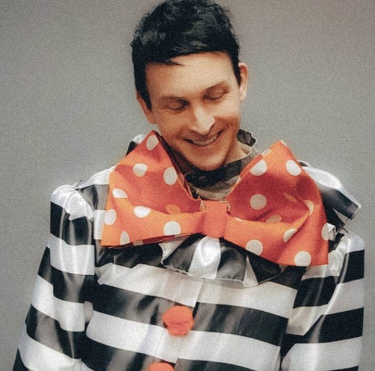 TSwiftGotham's tweet photo. 🐧💜 #SaveGotham #Gotham #BringBackGotham https://t.co/EBiXVVEMZc
