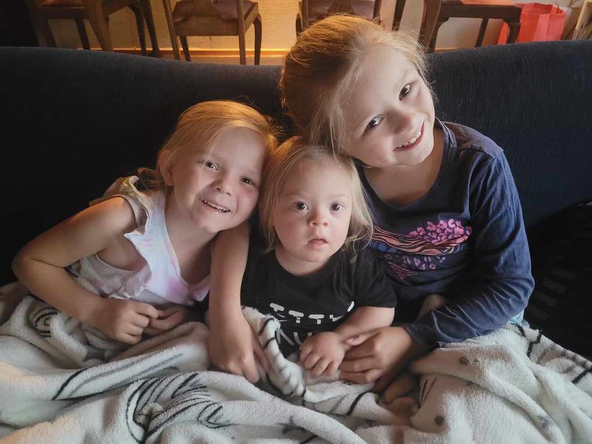 “I am a little brother. I am not a burden. I love and am loved.” Theo, with Lily and Hannah. #EndTheStereotypes #DownSyndrome #WDSD24 #WouldntChangeAThing
