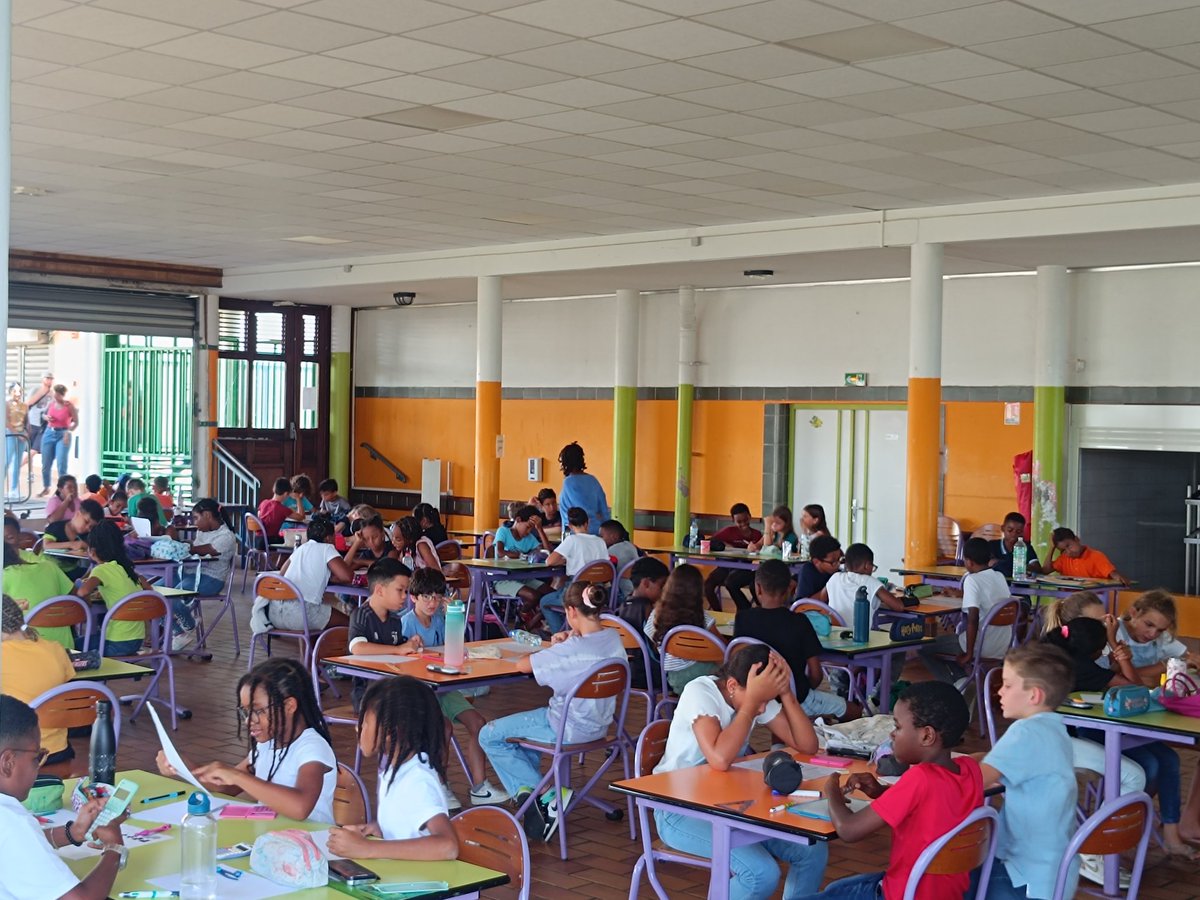 Laboratoire de maths Jenny Alpha tweet media