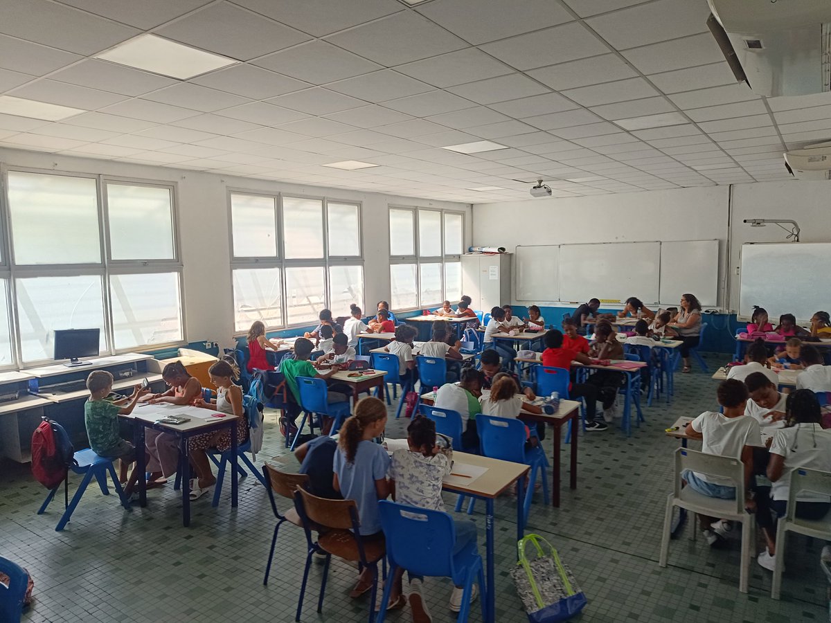 Finale école du rallye académique des Antilles au collège Jenny ALPHA avec une trentaine d'écoles représentées par 63 équipes de trinômes. #rallye #maths #ecole