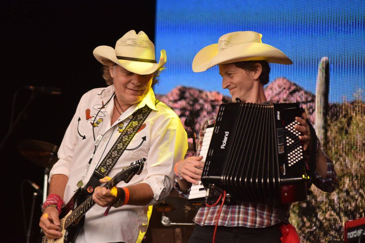 Los Pacaminos (@lospacaminoscom) on Twitter photo GIG NEWS! We will be back at the <a href="/marinetheatre/">Marine Theatre Lyme Regis</a>, Lyme Regis on November 2nd and tickets are on sale NOW!
ticketsource.co.uk/whats-on/unite… GIG NEWS! We will be back at the <a href="/marinetheatre/">Marine Theatre Lyme Regis</a>, Lyme Regis on November 2nd and tickets are on sale NOW!
ticketsource.co.uk/whats-on/unite…