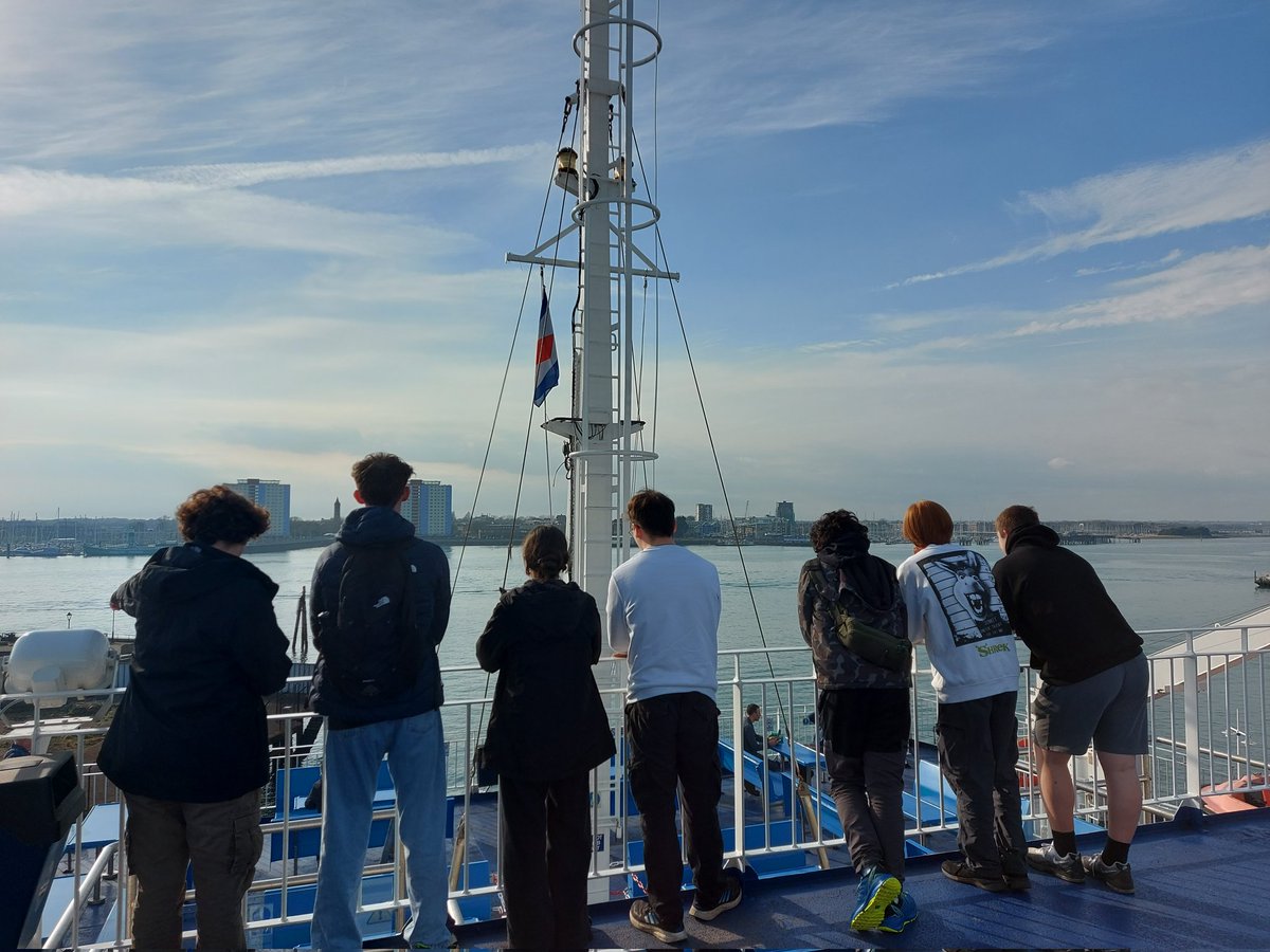 KEGS_Geology (@kegs_geology) on Twitter photo Day 1 of this year's <a href="/KEGS_Chelmsford/">KingEdwardVIGrammar</a> Geology fieldtrip has been highly successful thanks to <a href="/UOP_SEGG/">SEGG, University of Portsmouth</a> who provided a fantastic range of experiences that our students can't access at school. Lots of inspiration for our future earth scientists. Thank you so much! 🌍 Day 1 of this year's <a href="/KEGS_Chelmsford/">KingEdwardVIGrammar</a> Geology fieldtrip has been highly successful thanks to <a href="/UOP_SEGG/">SEGG, University of Portsmouth</a> who provided a fantastic range of experiences that our students can't access at school. Lots of inspiration for our future earth scientists. Thank you so much! 🌍