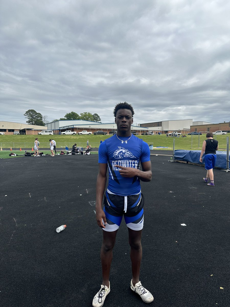 Quez (@marquezjones_21) on Twitter photo Ran a 10.7 and the 100 meter dash today!! Let’s gooo💪🏾 <a href="/LayneCoach/">Coach_B_Layne</a> <a href="/RedwaterA/">Redwater Athletics</a> <a href="/Coach_Haugh/">Coach Haugh</a> Ran a 10.7 and the 100 meter dash today!! Let’s gooo💪🏾 <a href="/LayneCoach/">Coach_B_Layne</a> <a href="/RedwaterA/">Redwater Athletics</a> <a href="/Coach_Haugh/">Coach Haugh</a>