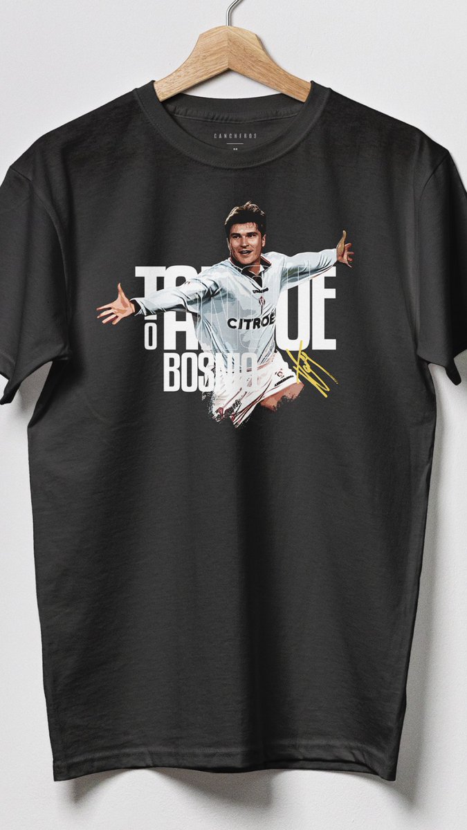 Os compañeiros de <a href="/Cancherosoffici/">Cancheros</a> organizan sorteo para agasallar, neste parón, cunha destas camisetas de Vlado Gudelj.

Os requisitos que piden son: 
➡️Seguir a <a href="/Cancherosoffici/">Cancheros</a>
➡️Dar RT a este tweet 
➡️Respostar mencionando a 1 amigo  

O prazo remata este domingo 24 ás 23:59h