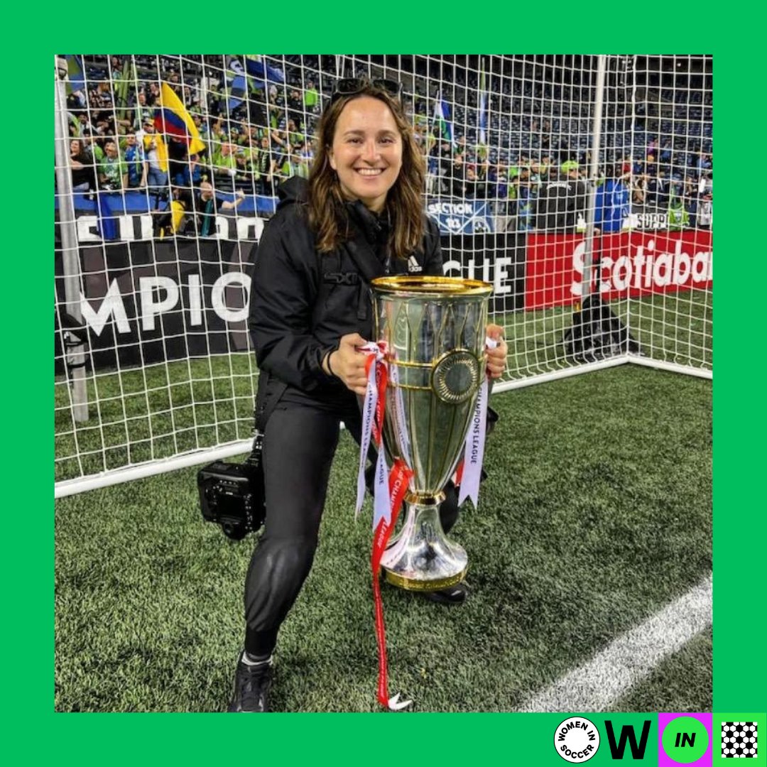 womeninsoccerus's tweet photo. WIS INDUSTRY SPOTLIGHT: JANE GERSHOVICH ⚽️⚡️

You know these photos; now you know the person behind the lens! @janegphoto is @reignfc and @soundersfc's team photographer, capturing the best moments for her hometown clubs the last 10+ years 📸

Follow Jane's work! ➡️ @JaneGPhoto https://t.co/og1kCV6sqi