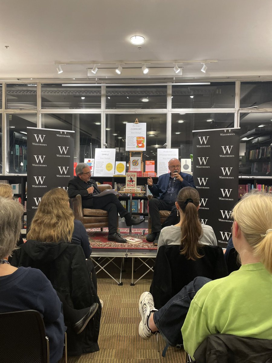 A captivating evening with Andrey Kurkov, chaired by Frank Tallis. Discussing Kurkov’s International Booker nominated historical thriller; The Silver Bone 🦴