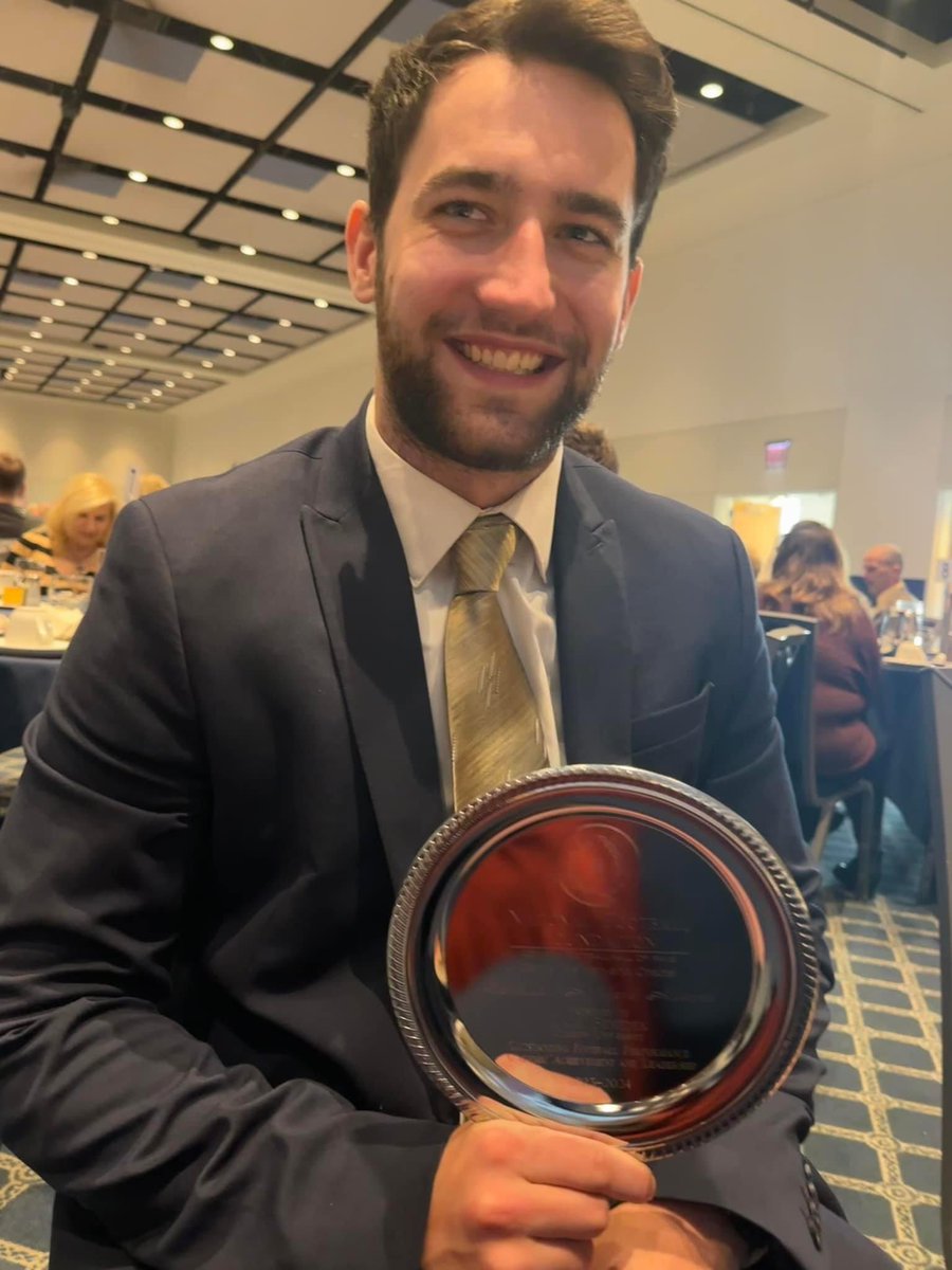 Congrats to Sr. QB Zachary Benedek on being awarded the National Football Foundation Scholar-Athlete Award for outstanding football performance, academic achievement and leadership. Zachary is currently a graduate assistant working with our TEs while pursuing his Masters.