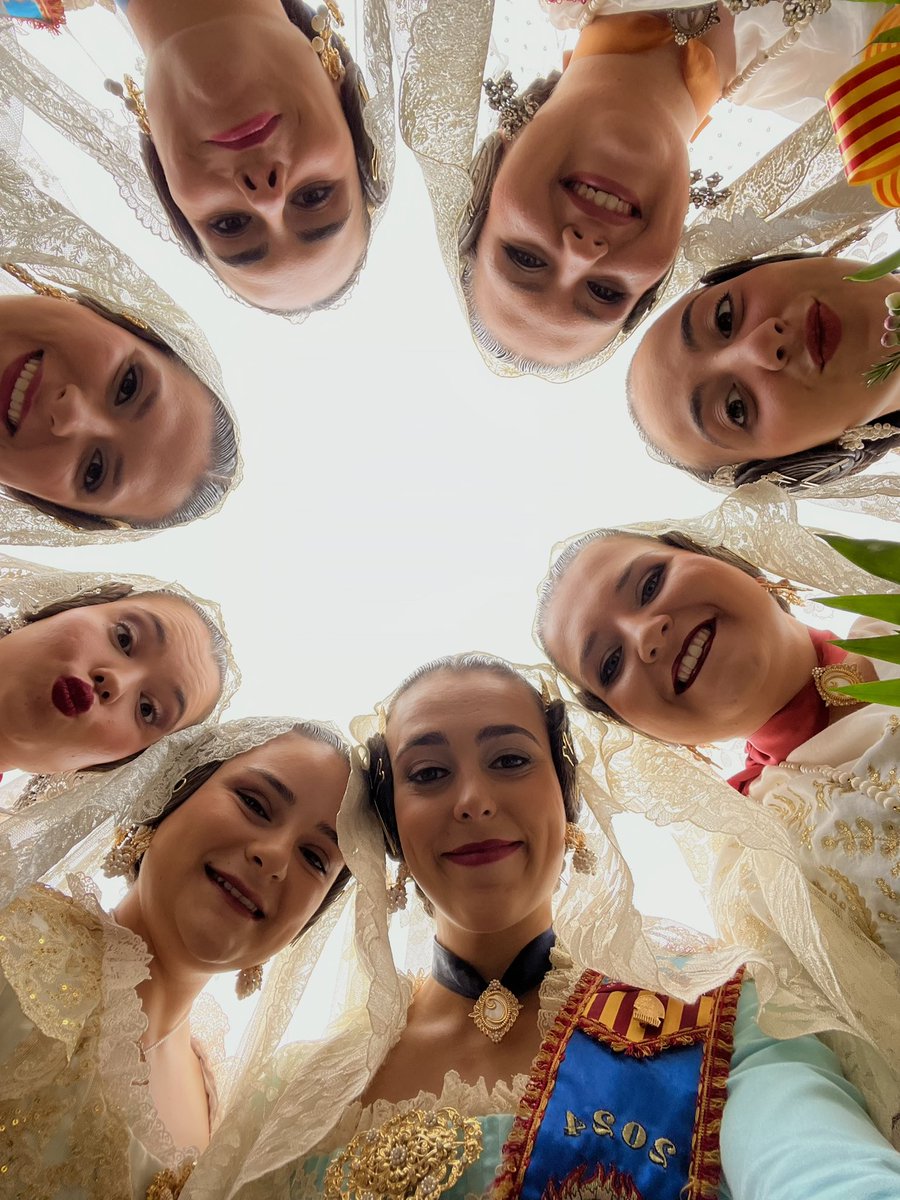 cviivess's tweet photo. Falles 2024, gràcies per superar per complet les meues expectatives🥹❤️‍🔥 https://t.co/UqjyvUeIJb