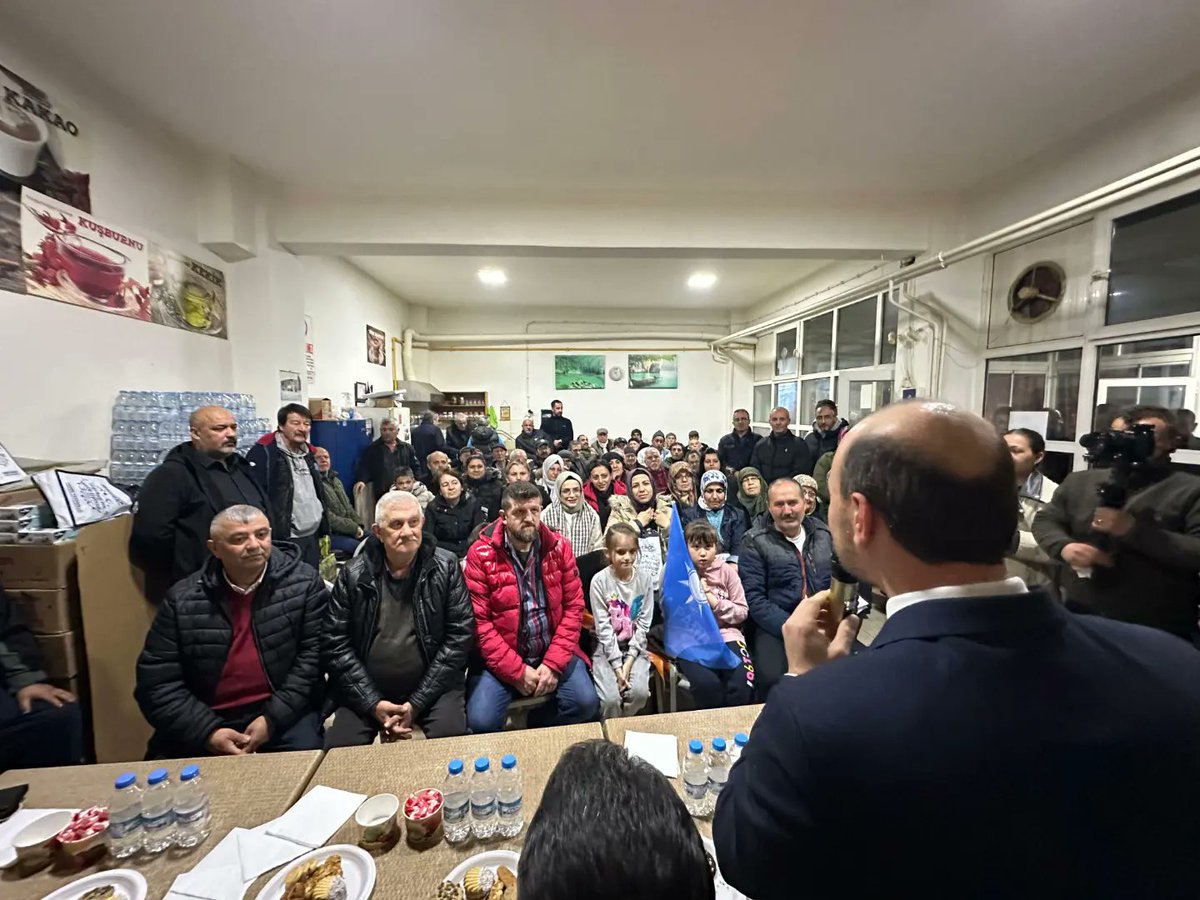 📍Ulu Camii

Tepebaşı Belediye Başkan Adayımız <a href="/HamidYuzugullu/">Hamid YÜZÜGÜLLÜ</a> ile birlikte Uluönder Mahallesi'nde Teravih namazı sonrası ikramlık dağıtımı yaparak mahallle sakinlerimiz ile buluştuk.

Hemşehrilerimizin sorunlarını dinledik ve projelerimizi anlattık. Tepebaşı için hız kesmeden