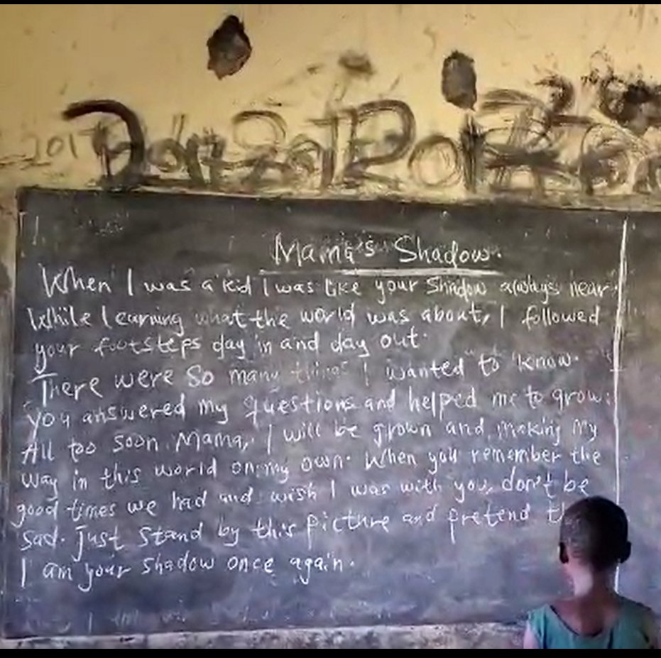 Book reading from not a book!
:
:
Just another day at a school in rural Ghana.

Bring Change: shidaa.org/donate-books-f…

#EducationForAll #twitterforgood