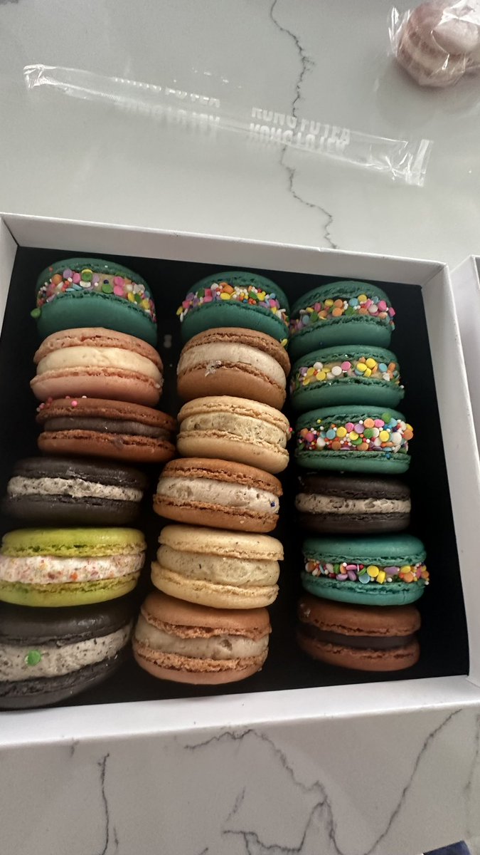 Phoeating (@phoeyu1) on Twitter photo 