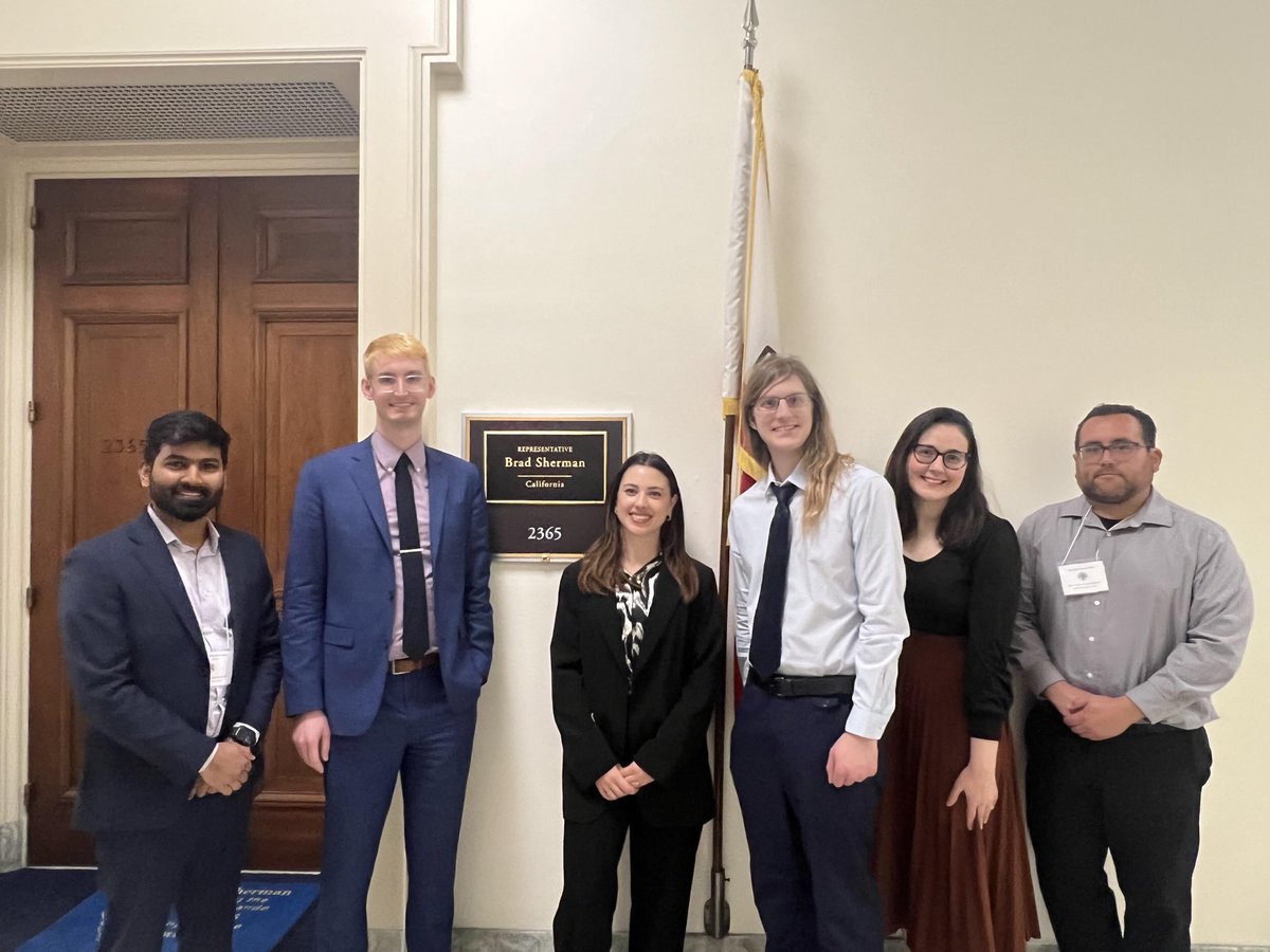 Some of the AAI #PPFPHillDay team met with staff from @BradSherman’s office to chat about the importance of #immunology research and increased funding for NIH! Thanks, Representative Sherman, for your continued support!