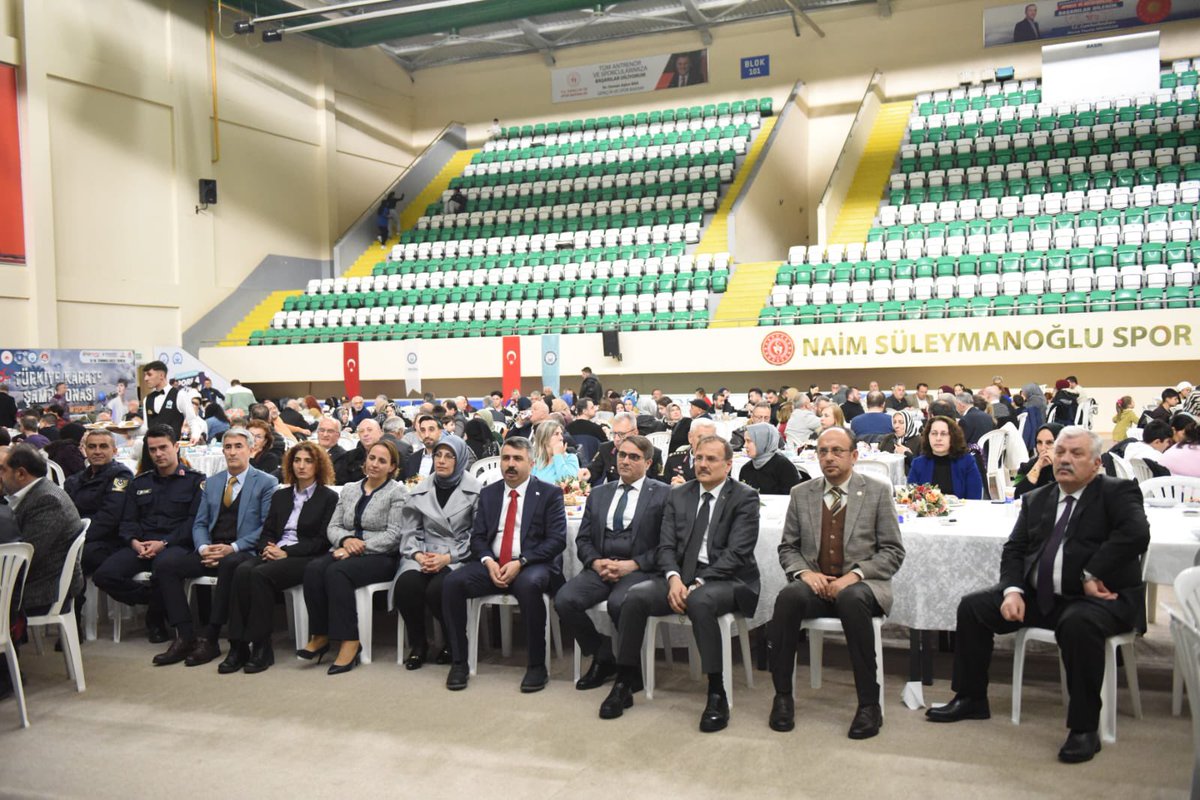 Yıldırım Belediyemiz tarafından Şehit yakınları ve Gazi Aileleri onuruna düzenlenen iftar programına katıldık. Vatan ve bayrak için fedai can eden kahraman şehitlerimizi bir kez daha rahmetle yâd ediyor, gazilerimize sağlıklı ömürler diliyorum.