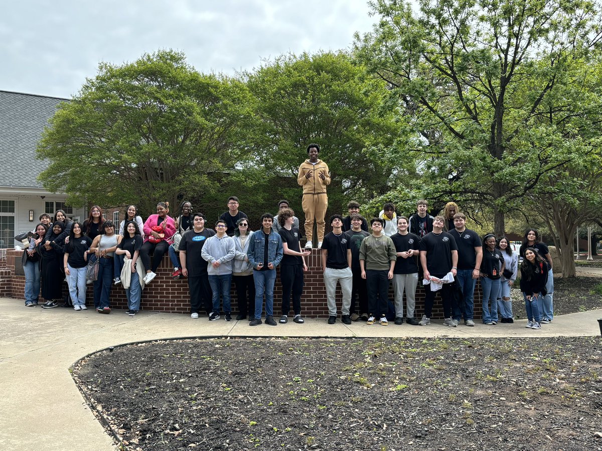 Dixie Turnbull tweet media