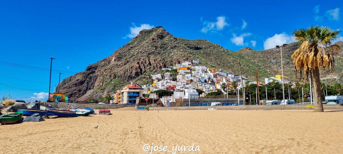 Las Teresitas, Tenerife 📸Jose_yurda #vendevisitaatenerife #tenerife #tulugardeescape #DescubreTenerife #Tenerifeesvida #islascanarias