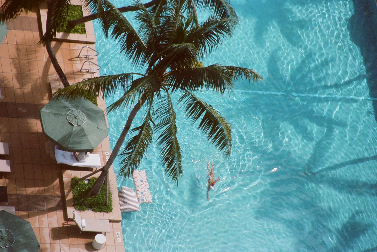 Four Seasons Hotel Miami tweet media