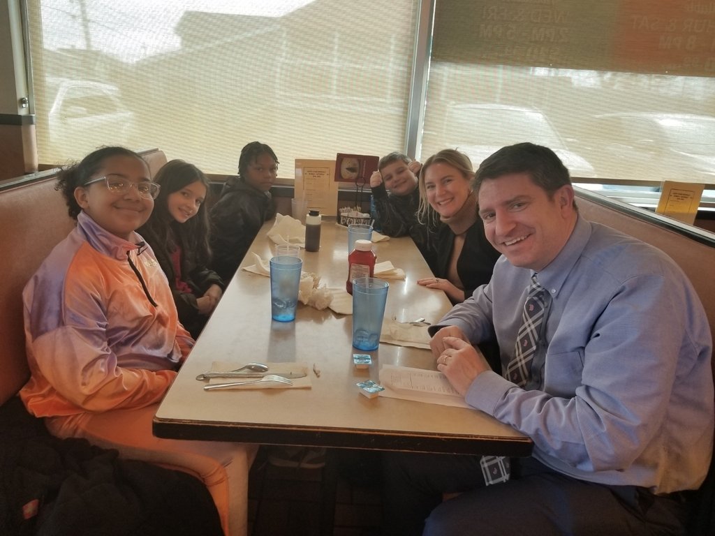 Loved having lunch and shopping with the winners of our JK Challenge Accepted contest.  Thank you to the JK Parent Group for helping us make it happen!