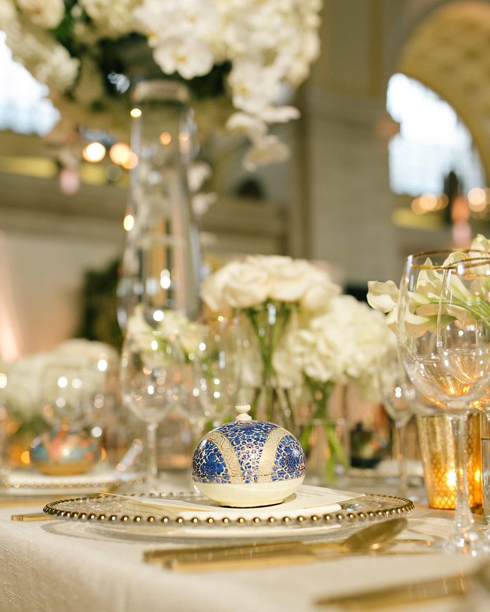We loved this plating pop with @cgandcoevents at a wedding weaving together tradition and elegance! 

#eventsatunionstation #unionstationevents #unionstation #DC #WashingtonDC #dcweddingplanners #dcweddings #dcbrides #weddings #dcwedding #dcmoments #dcvenue