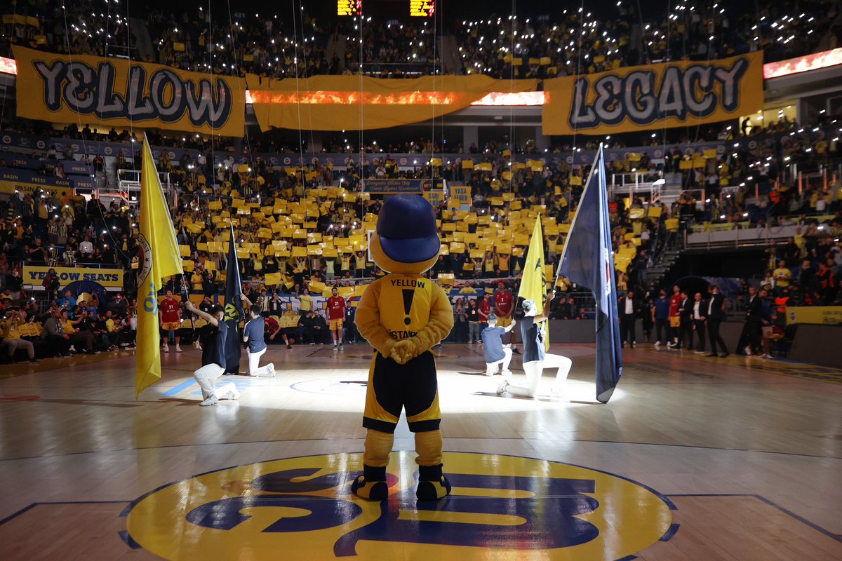 Burası Bizim Evimiz! 💛💙

#Yellow <a href="/FBBasketbol/">Fenerbahçe Beko</a>