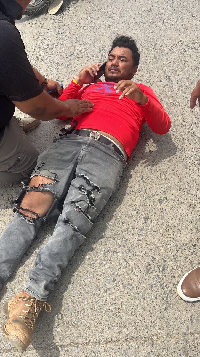 z_wright01's tweet photo. My mom hit some dude on a moped in Honduras, she’s okay, and we think the dudes okay not positive tho, but it’s pretty frigging funny. Have a good day twitter #PistonsRGonnaBeGood #DetroitBasketball  
#CadeAndEm  
#TrishIsBackHomeAndSafe https://t.co/w5jO4LYZWV