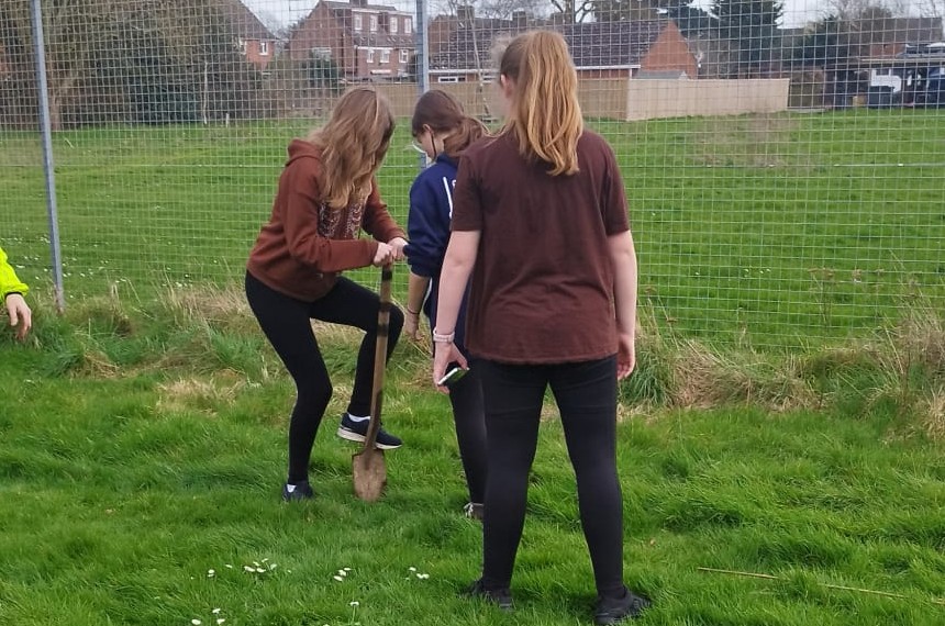 Big thank you to the 50 students who gave up their afternoon to plant trees donated to us by the @WoodlandTrust around the site. It was a lovely thing to do as a school community.