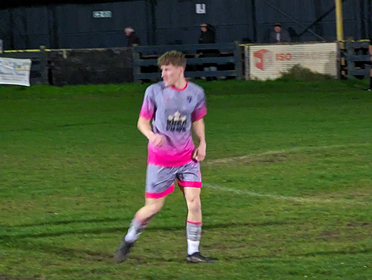 Absolutely delighted to see <a href="/CrellinHarvey1/">Harvey Crellin</a> from the @NVFC_U21s making his first appearance this season for the first team I'm last night's 4-0 away win at Tividale.  <a href="/NorthwichVicsFC/">Northwich Victoria F.C</a>