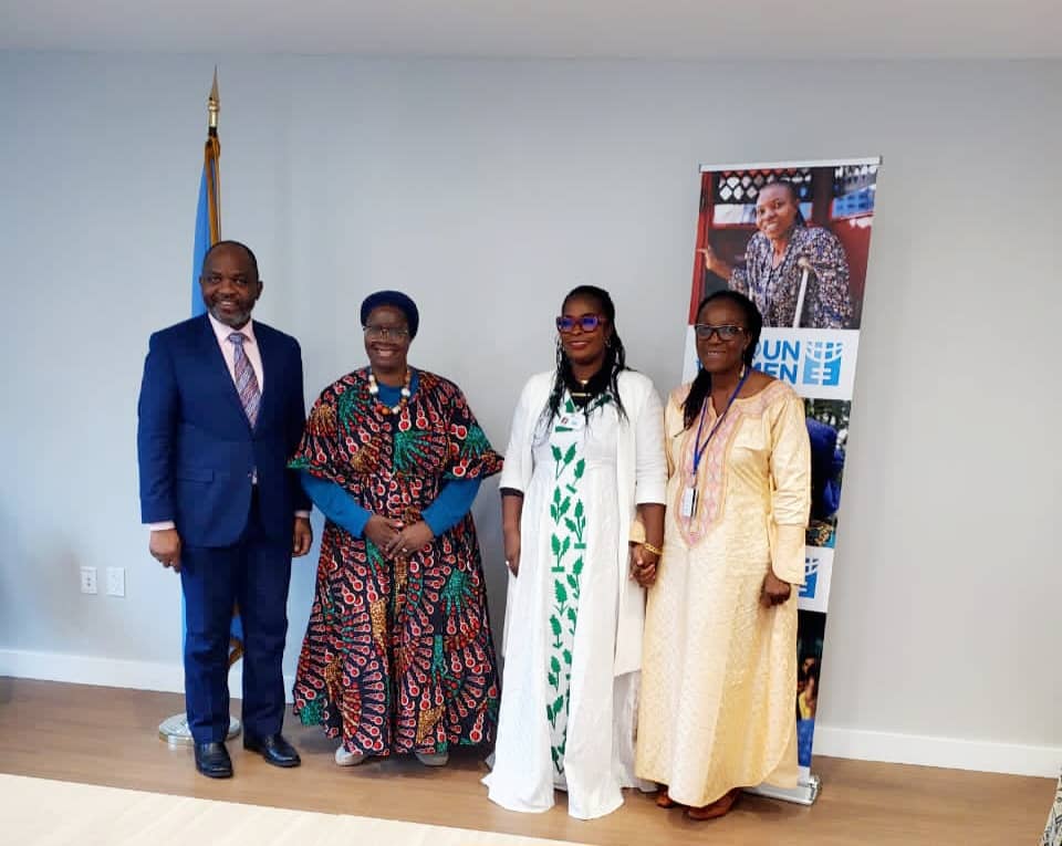 In a bilateral meeting at @UN_Women HQ in New York, Hon. @IsataMahoi strengthens commitments to gender equality. Highlighting GEWE Act progress, economic empowerment & GBV initiatives,she earns praise for innovative approaches and sector-wide accountability. #GenderEquality