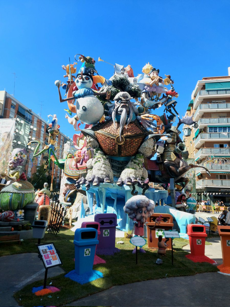 Clarasansa's tweet photo. Os dejo un poco de recap de estas #Fallas2024 ❤️‍🔥 https://t.co/vF6SVew9ke