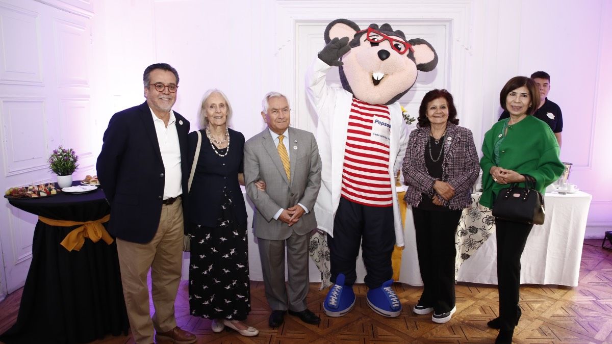 infogatecl's tweet image. #SALUD: #Pepsodent 🦷 celebra su centenario en Chile, fortaleciendo la salud dental de los niños. Todos los detalles aquí ➡️ buff.ly/4alPU43