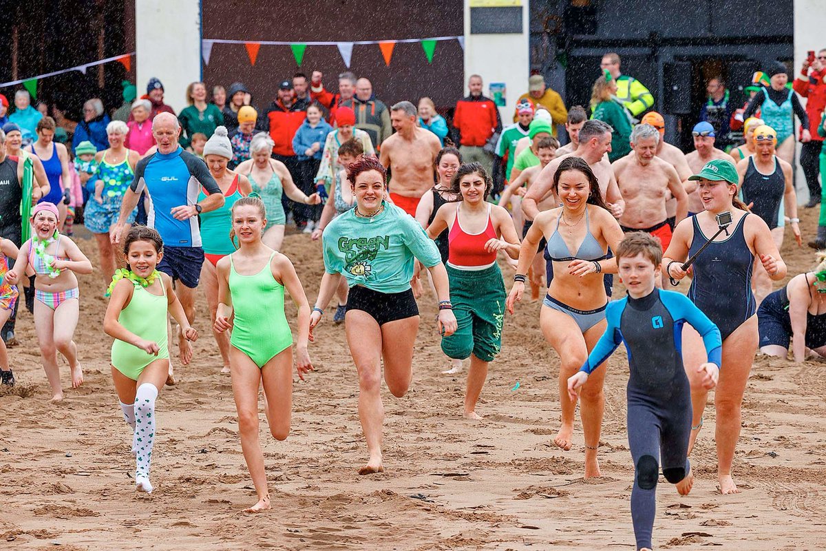 The blue Atlantic Ocean turned green last Monday, as the Ballybunion Dippers’ St Patrick’s Day-themed ‘Freezin' for a Reason’ drew a massive crowd of about 350 swimmers to the North Kerry beach. Hundreds make waves for a vital local cause in this week's Kerry's Eye