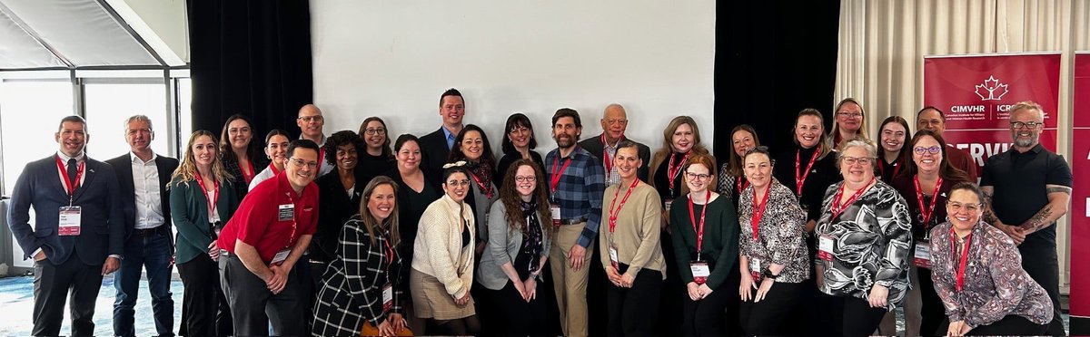 Quelle belle façon de commencer la saison printanière 🌱, à Kingston, avec un groupe formidable de personnes travaillant à améliorer la vie des militaires canadiens, des vétérans et de leurs familles. Merci à @CIMVHR_ICRSMV pour cette opportunité de représenter @PerleyHealth.