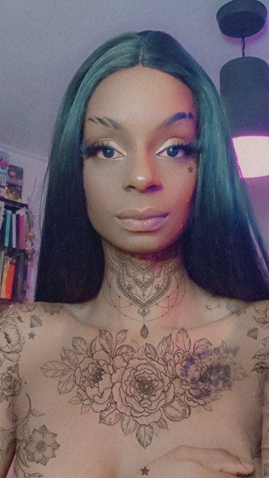 I really need to get my tattoo game up. I wanna look like this 5 years from now.   Findomnl ebony goddess